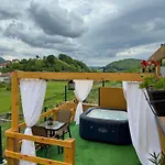 Dream House Дом отдыха Orasac